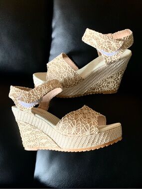 Womens Beige Lace Espadrille Wedge Sandals - Ankle Strap Comfort